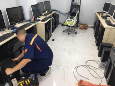 爭(zhēng)做營(yíng)維線上的尖子兵--記新鄉(xiāng)聯(lián)通開發(fā)區(qū)營(yíng)銷中心智慧家庭工程師趙瑞